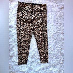 Victoria Secret Yoga Pants size Large